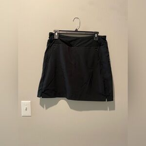 Iceburg Outerwear Black Skort - Size Small